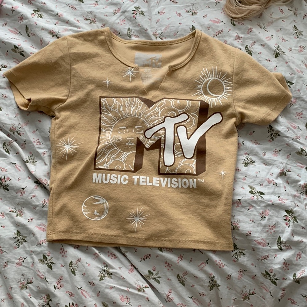 mtv crop top